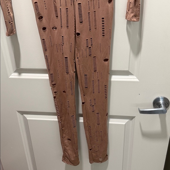 Fashion Nova cutting it up bodysuit - Picture 2 of 3